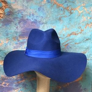 LACK OF COLOR MONTANA MIDNIGHT MUSE HAT